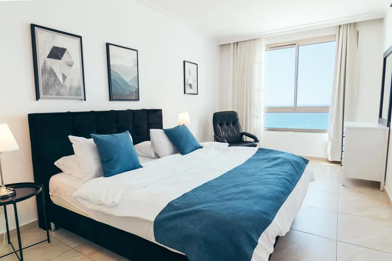 Almog Beach Apartments מגדלי חוף הכרמל חיפה 0*, Haifa