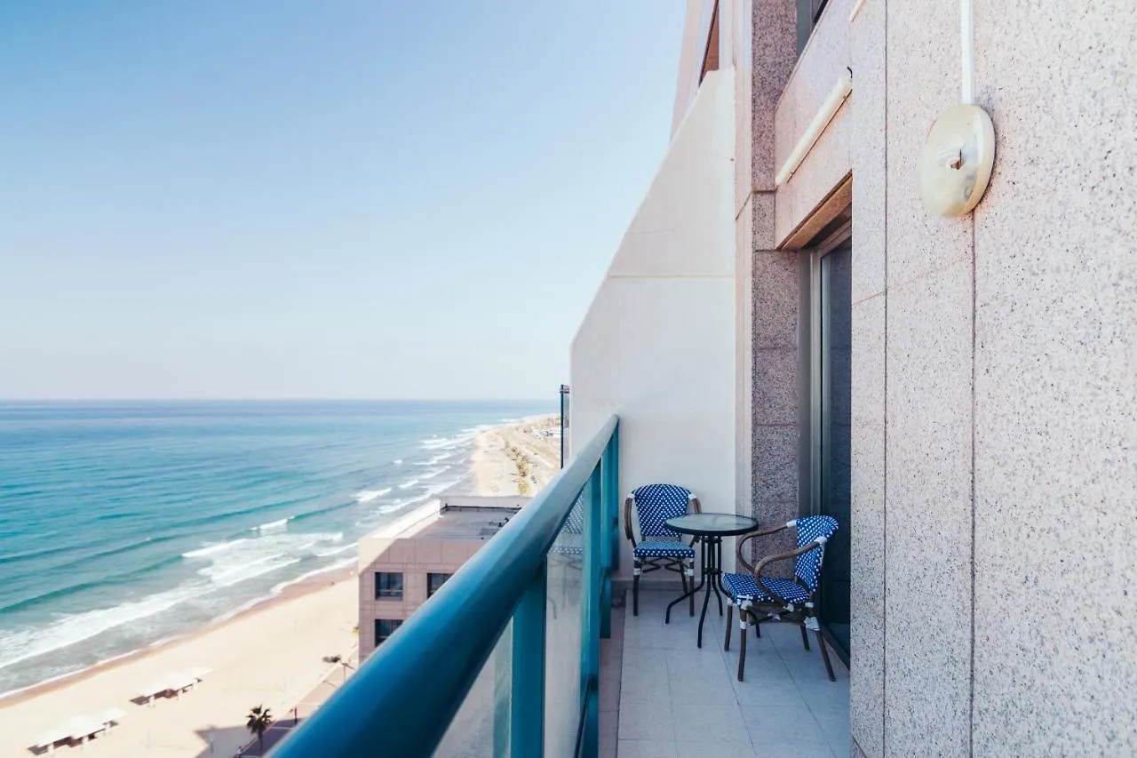 Almog Beach Apartments מגדלי חוף הכרמל חיפה